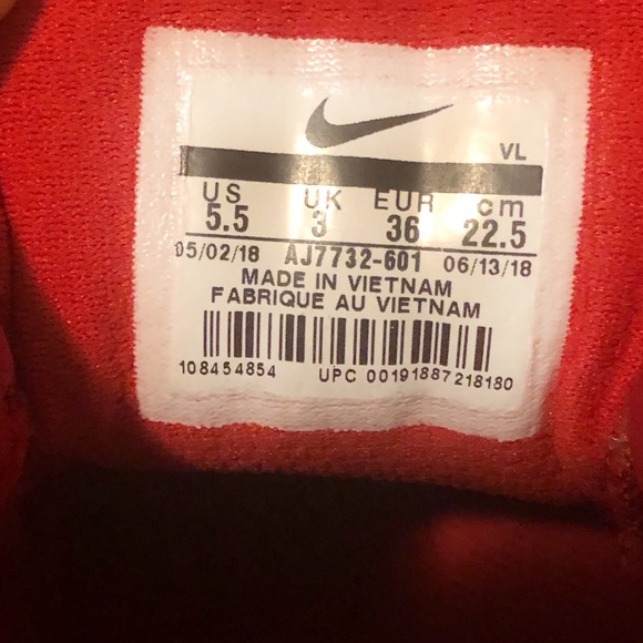 Nike Alpha Huarache Elite 2 Womens Softball Cleats - Picture 6 of 7